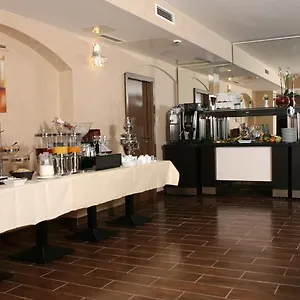 Grand Palace Hotel